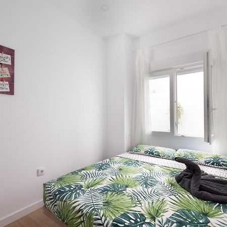 Cozy 3 Bed Apartment In The Heart Of Alicante Esterno foto